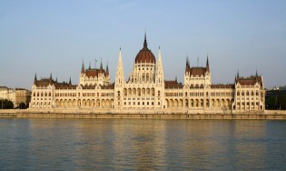 parlament_kicsi