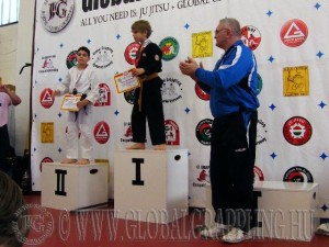 A Gi Grappling Gyermek1 Fiú 40 kg. kategória dobogója