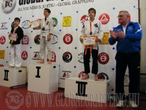 A Gi Grappling Gyermek2 Fiú 40 kg. kategória dobogója