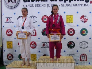 A Gi Grappling Ifjúsági1 Leány 48+ kg. kategória dobogója