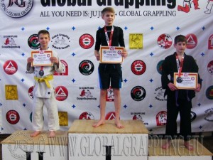 A Gi Grappling Ifjúsági 1 Fiú 41 kg dobogója