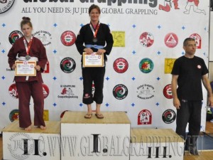 Gi Grappling Felnőtt Női 64 kg. dobogója