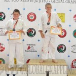 Gi Grappling Gyermek 2 Fiú 55+ kg dobogója