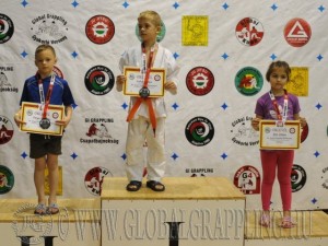 A Gi Grappling Manó Fiú 24 kg. kategória dobogója