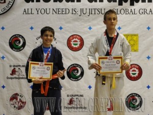 A Gi Grappling Ifjúsági 2 Fiú 50 kg. kategória dobogója