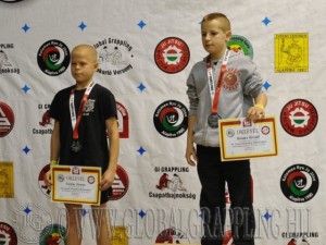A NoGi Grappling Ifjúsági 1 Fiú 40 kg. kategória dobogója