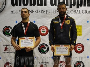 A NoGi Grappling Kezdő Felnőtt Férfi 80 kg. kategória dobogója