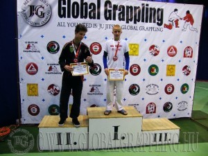 A Gi Grappling Ifjúsági 2 Fiú 55 kg. kategória dobogója