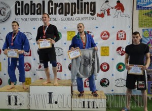 A Gi Kezdő Felnőtt 80 kg dobogója