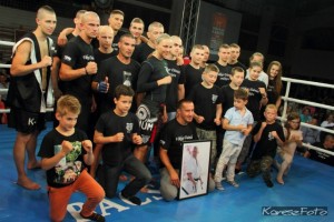 Vancsik Nándor és a Bács-Team versenyzői KareszFotó képén