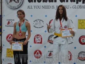 A Gi Ifjúsági2 Leány 55 kg. kategória dobogója