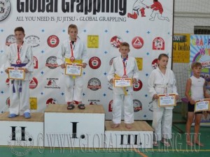 A Gi Gyermek2 Fiú 40 kg. kategória dobogója