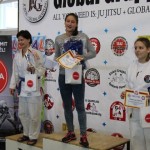 A Gi Női Open dobogósai az ajándék csomagokkal