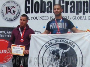 A Gi Grappling Haladó Férfi 90 kg kategória dobogója