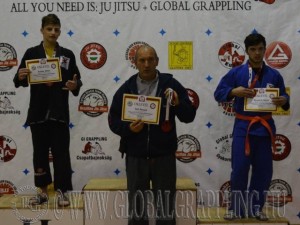 A Gi Grappling Ifjúsági 2 Fiú 70 kg kategória dobogója