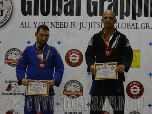 A Gi Grappling Felnőtt Férfi 90 kg kategória dobogója