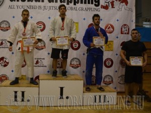 A Gi Grappling Kezdő Felnőtt Férfi 80 kg kategória dobogója