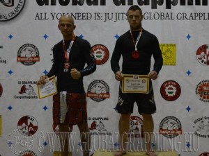 A Combat Grappling Felnőtt Férfi 90 kg kategória dobogója