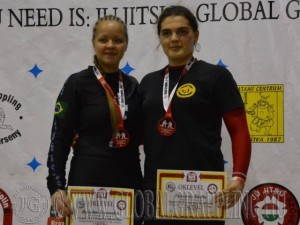 A Kesztyűs Küzdelem Junior Leány 75+ kg kategória dobogója