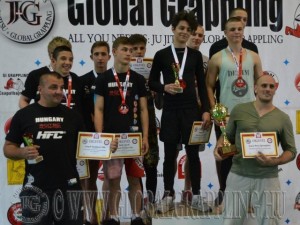 A NoGi Junior Fiú Csapatbajnokság dobogója