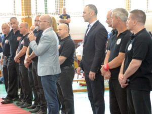 Puksa Ferenc köszönti a résztvevő csapatokat