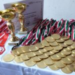 Érmek és kupák a Diákolimpiára és a fordulóra