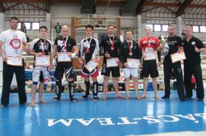 A Kesztyű Küzdelem Junior Csapatbajnokság döntőjének résztvevői