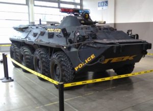 A Gála egyben kiállítás is volt, melyen bemutatták a TEK életét, eszközeit